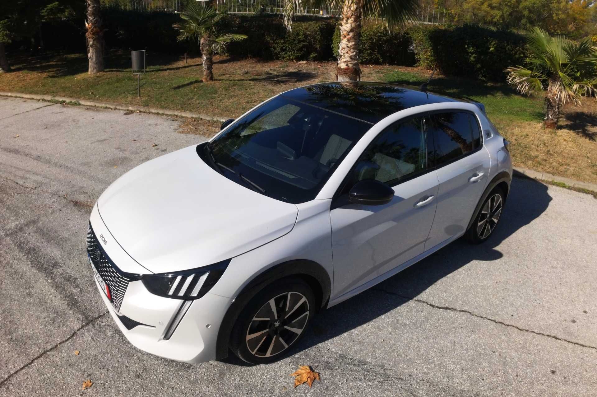 Peugeot 208-e GT