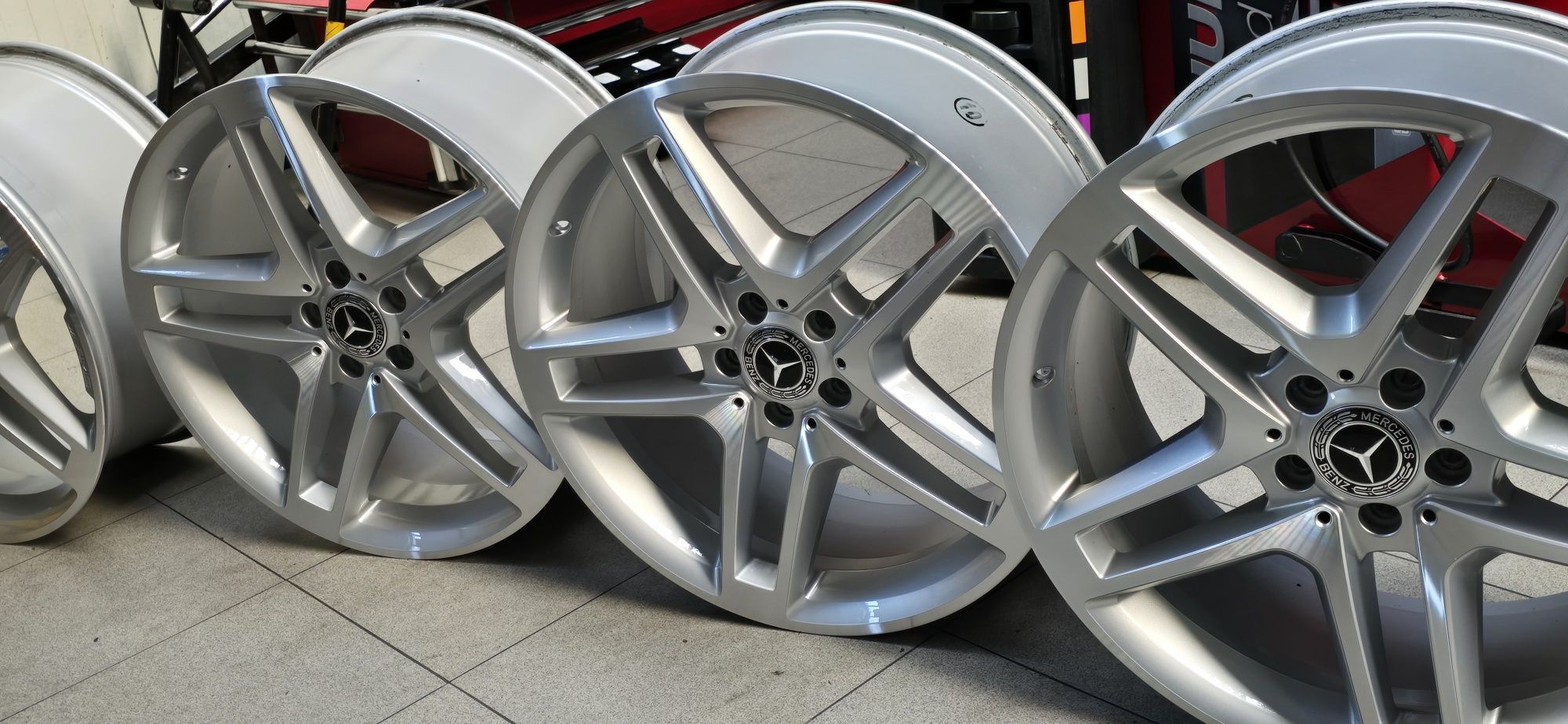 AMG джанти мерцедес 20 Оригинал