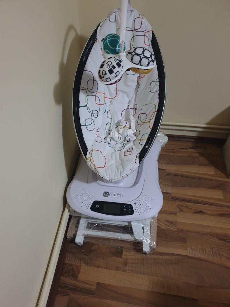 Leagan electric 4 Moms