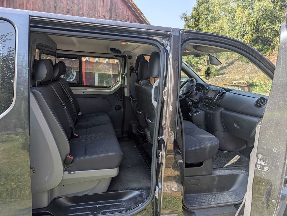Opel Vivaro an 2015 Dubla cabina Varianta lunga L2H2