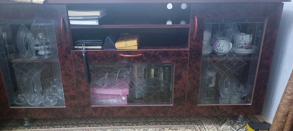 Продается тумбочка