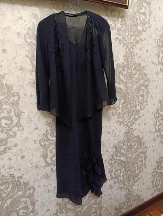 Продаются новые платья