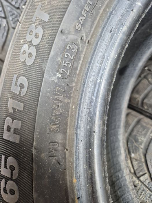 Cauciucuri iarna 185/65/15 m+s