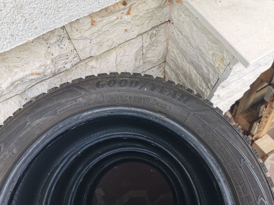 4 Зимни гуми Good Year