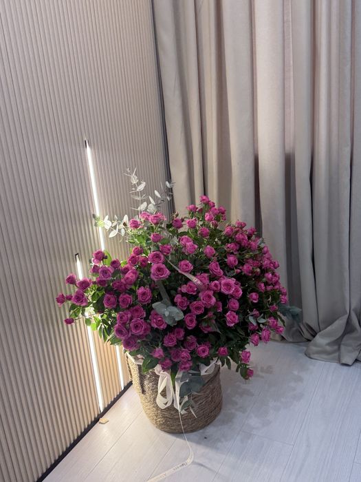 Кустовые розы розовые