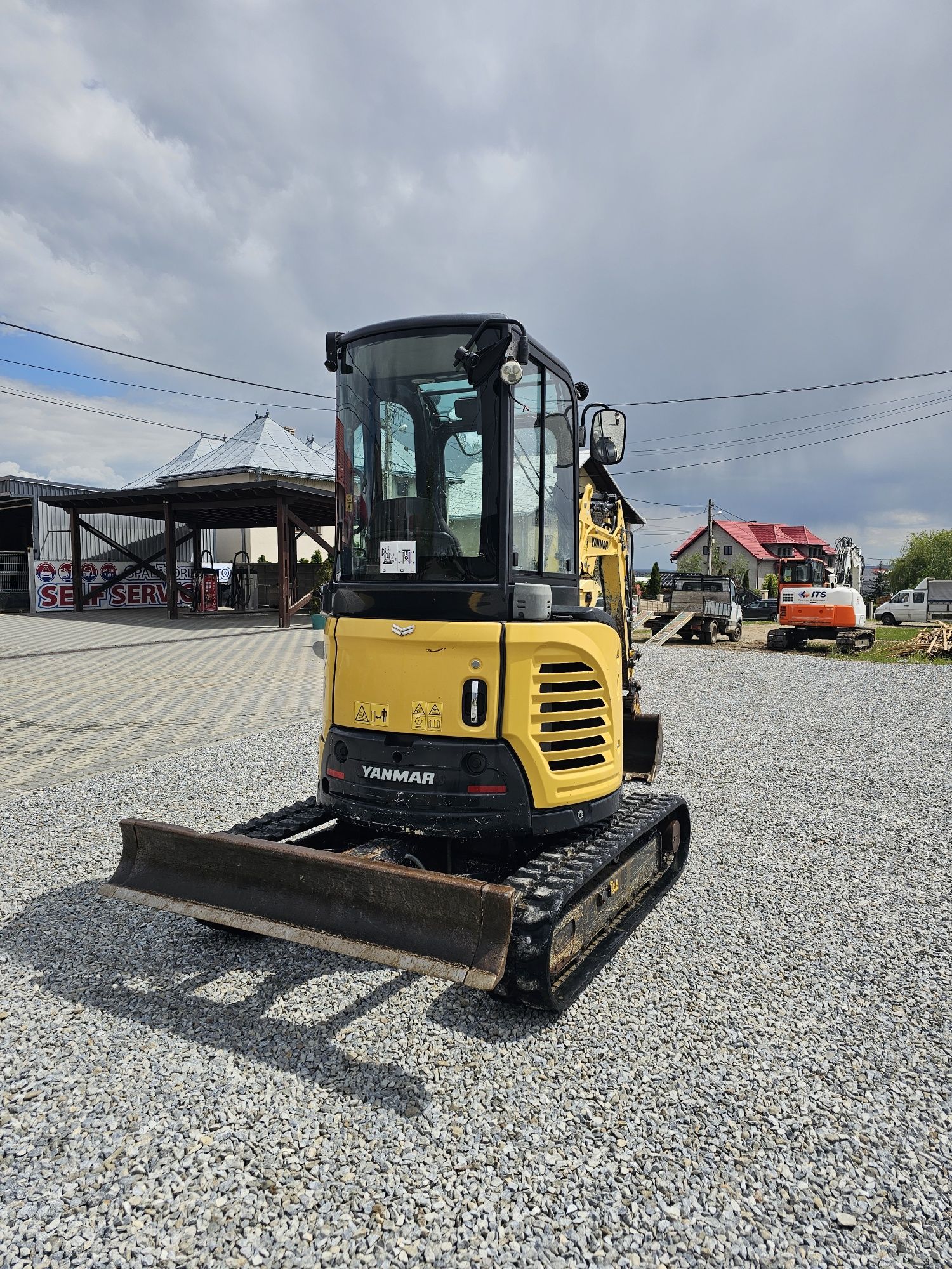 Mini excavator yanmar vio 23-6