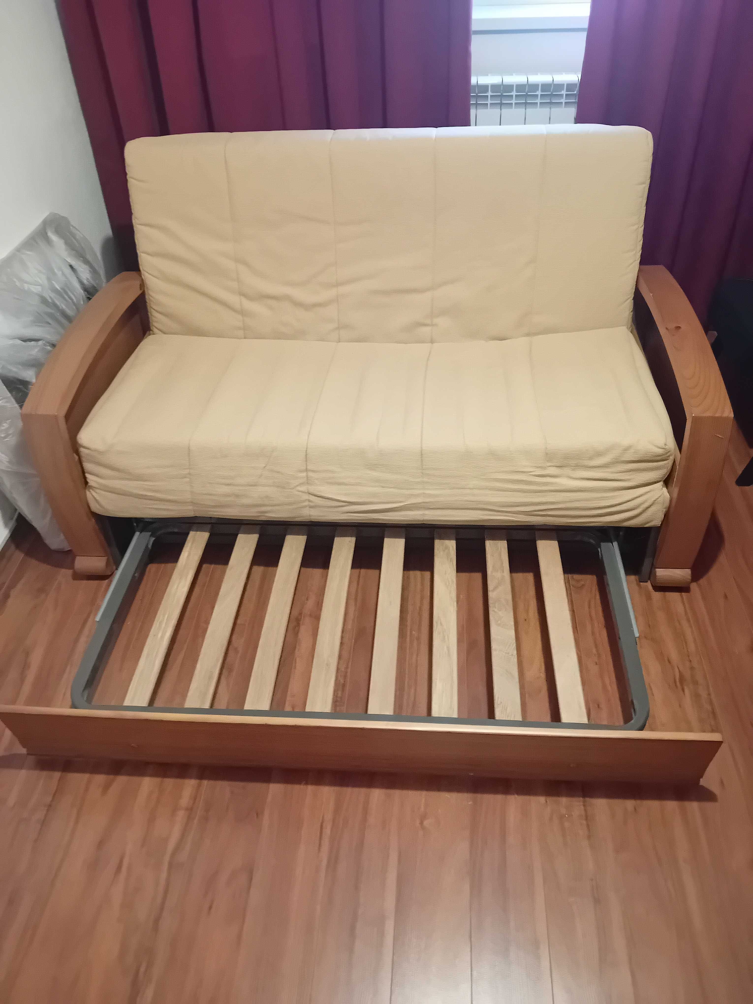 Canapea extensibilă
