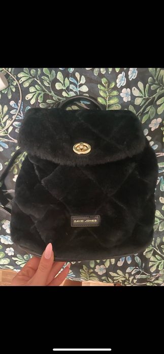 Чанта / раница косъм David Jones