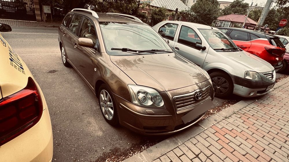 Toyota Avensis Toyota Avensis Elegance Wagon 4D4 - Masina care te duce, nu te duce cu