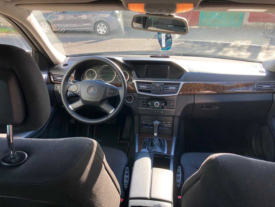 Mercedes-Benz E220 CDI – 2011