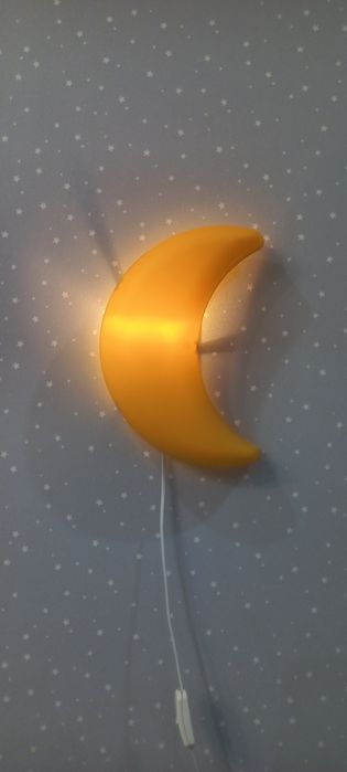 Продам светильник Икеа