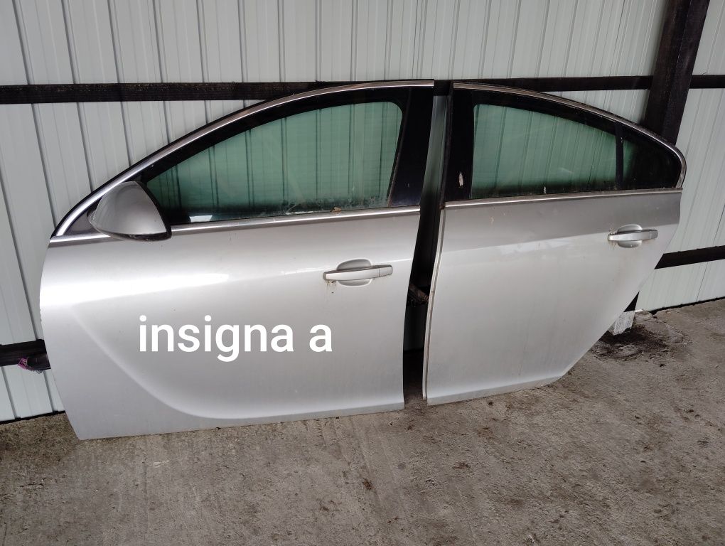 Capota Opel insigna a