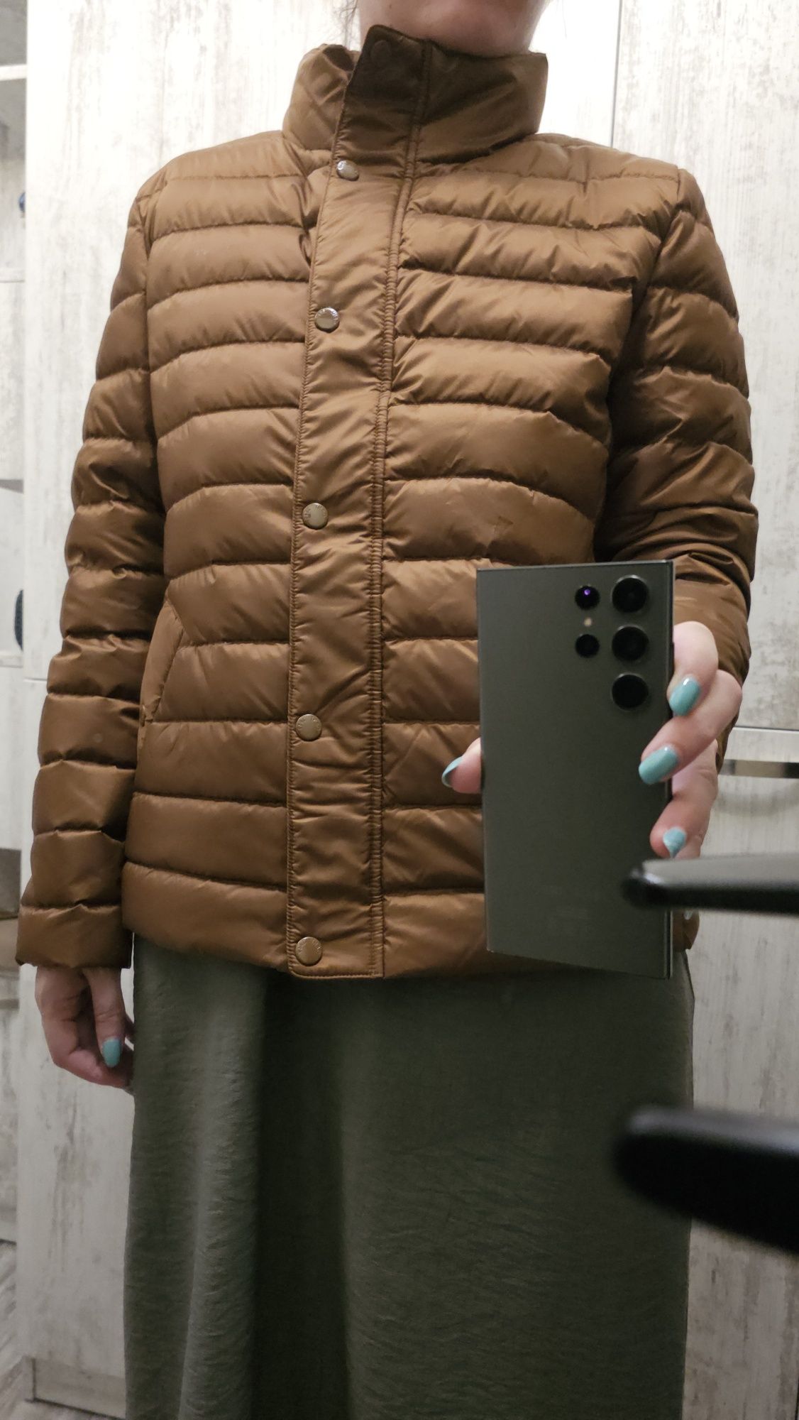 Ново дамско яке Gant