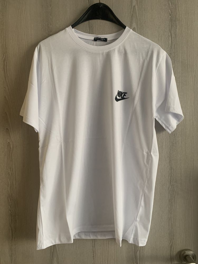 Тениски Nike