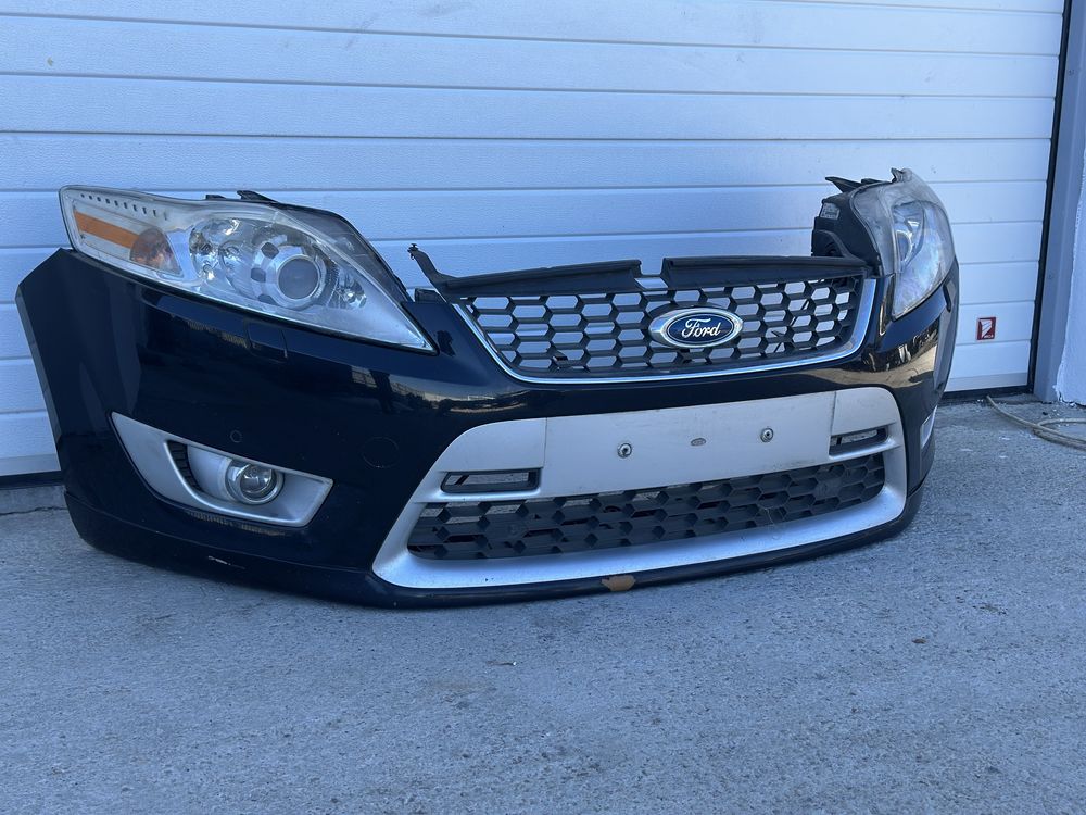 Bara fata Ford Mondeo mk4 st far stanga far dreapta xenon mondeo mk4