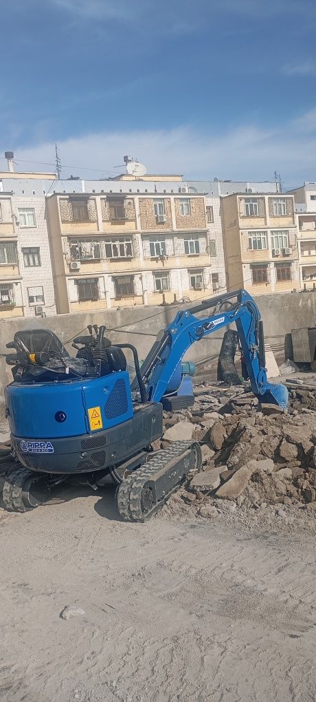 Ekskavator xizmati xarxil turdagi kovushlar bilan