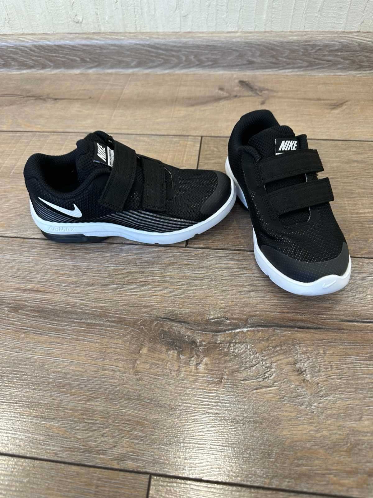 НОВИ!!! NIKE детски маратонки