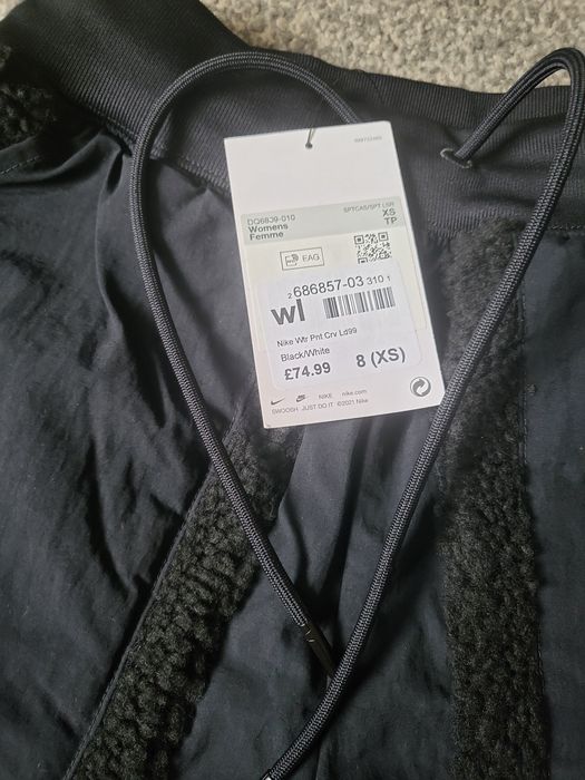 Nike pantaloni de dama