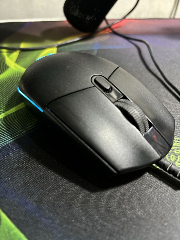 Прoдам игровую мышь logitech g102 prodigy