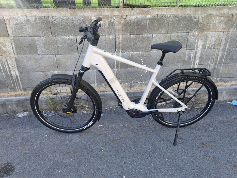 Bicicletă electrică Canyon