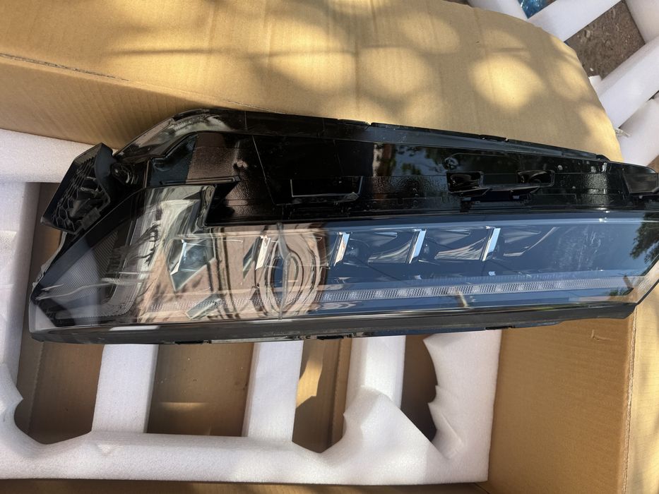 Jac J7plus крило фар