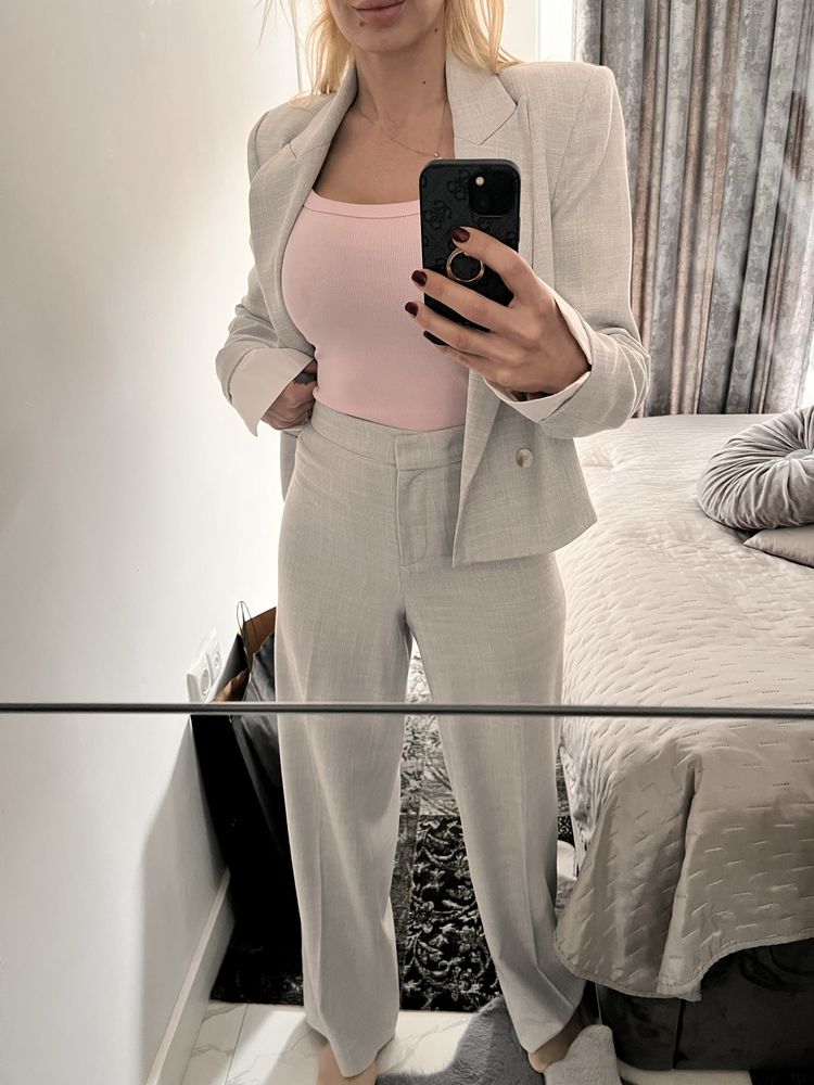 Костюм Zara нов 2 части