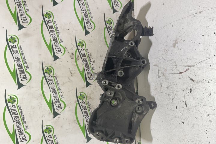Suport motor stanga 8200169566 Renault Clio a 2-a generatie