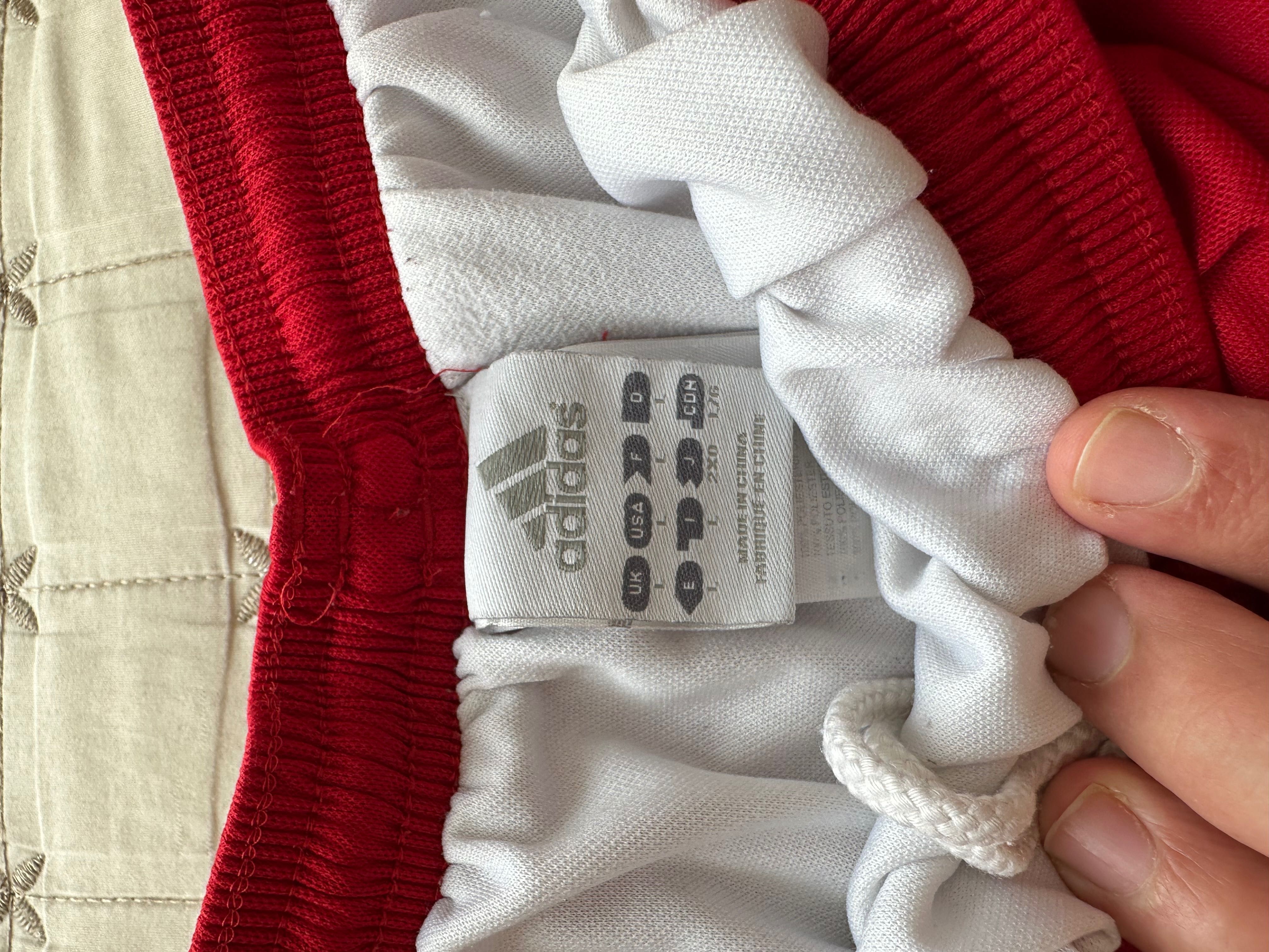 Къси гащета на Adidas
