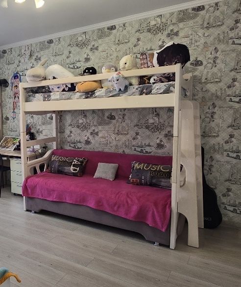 Двухярусная кровать-диван дерево