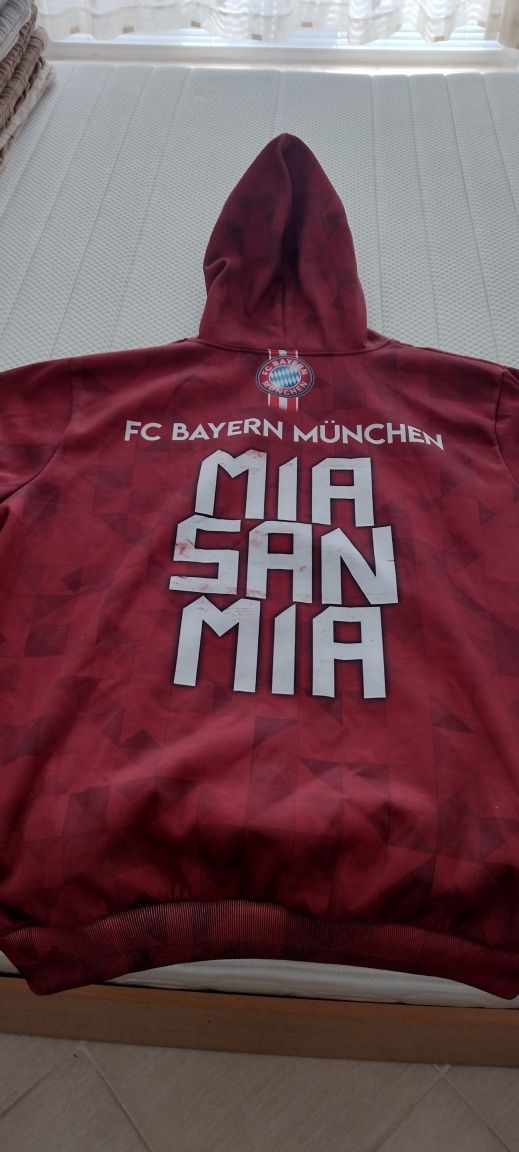 Мъжки суитшърт с качулка Bayern Munich