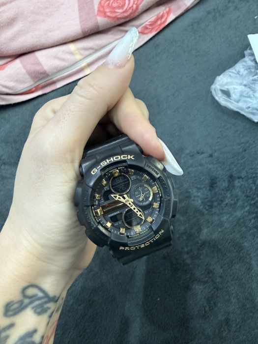 Vand ceas g-shock dama