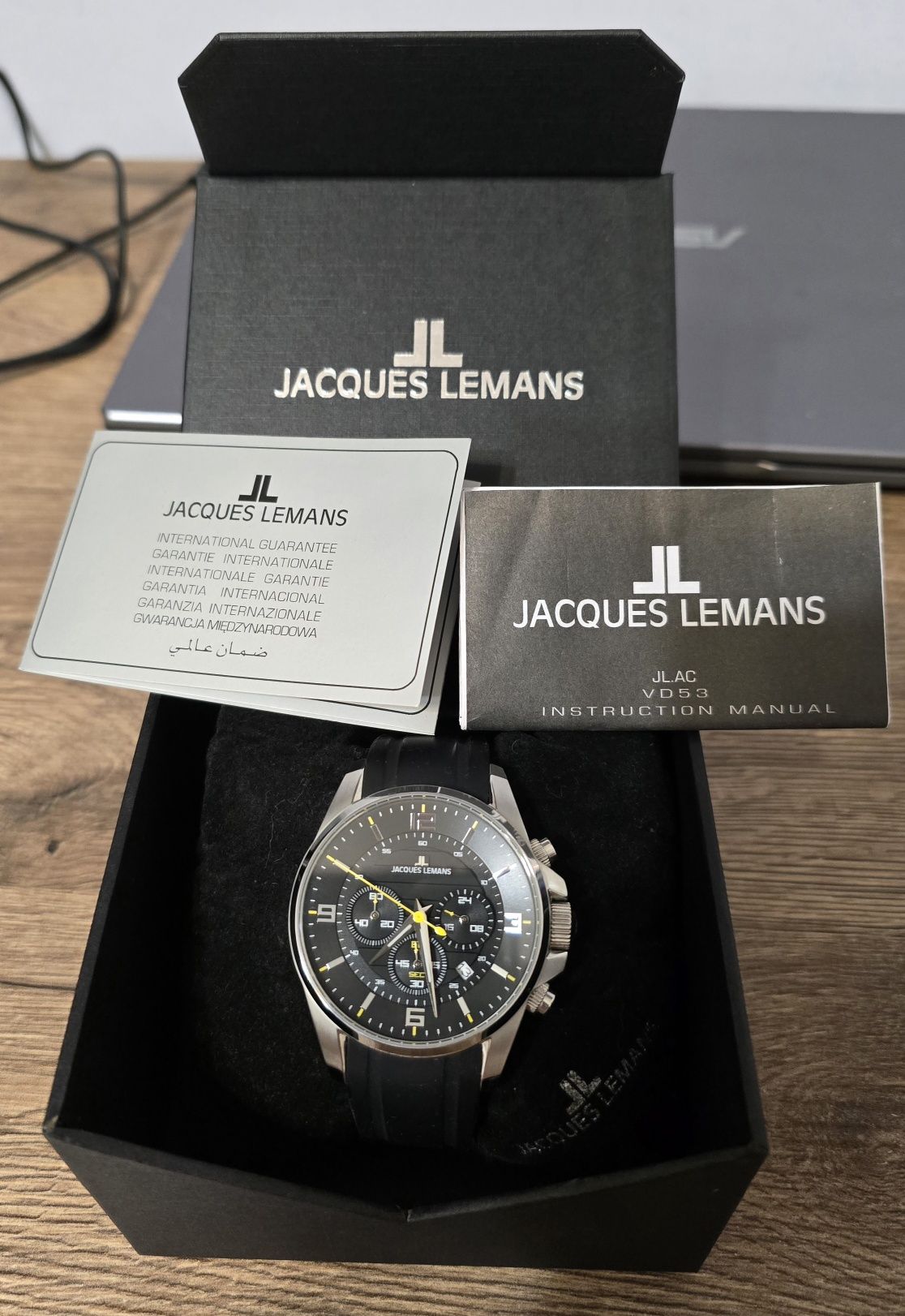 Часы мужские Jacques Lemans Chronograph