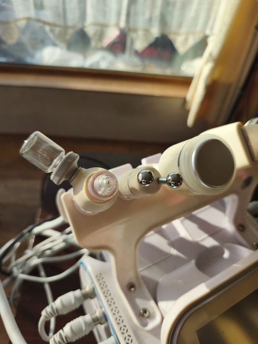 H2O2 Козметичен Апарат за водно дермабразио  6в1