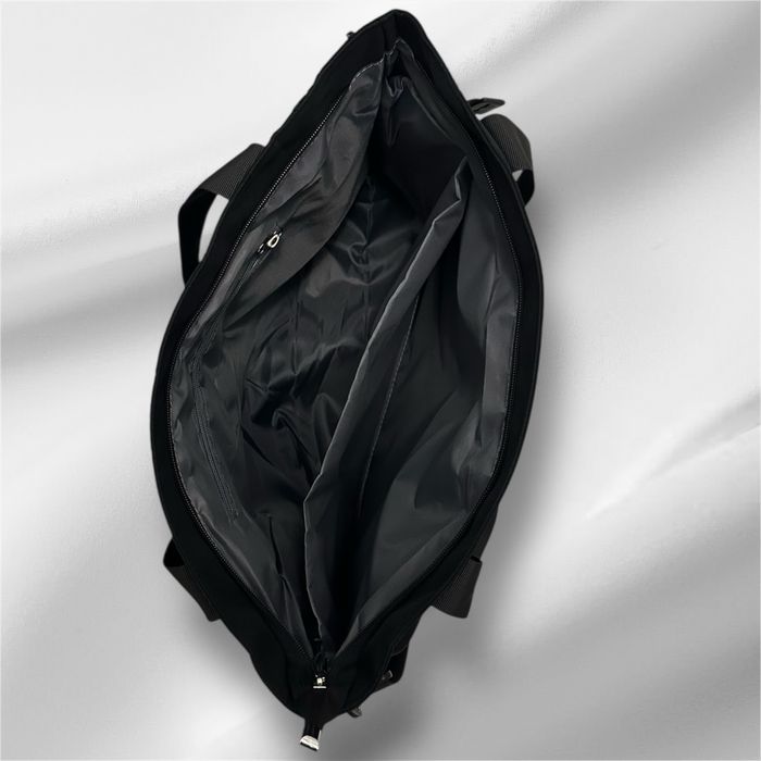 Vand geanta Nike Noua