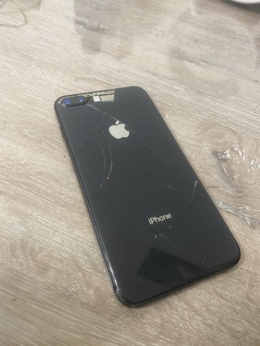 iphone 8 plus.