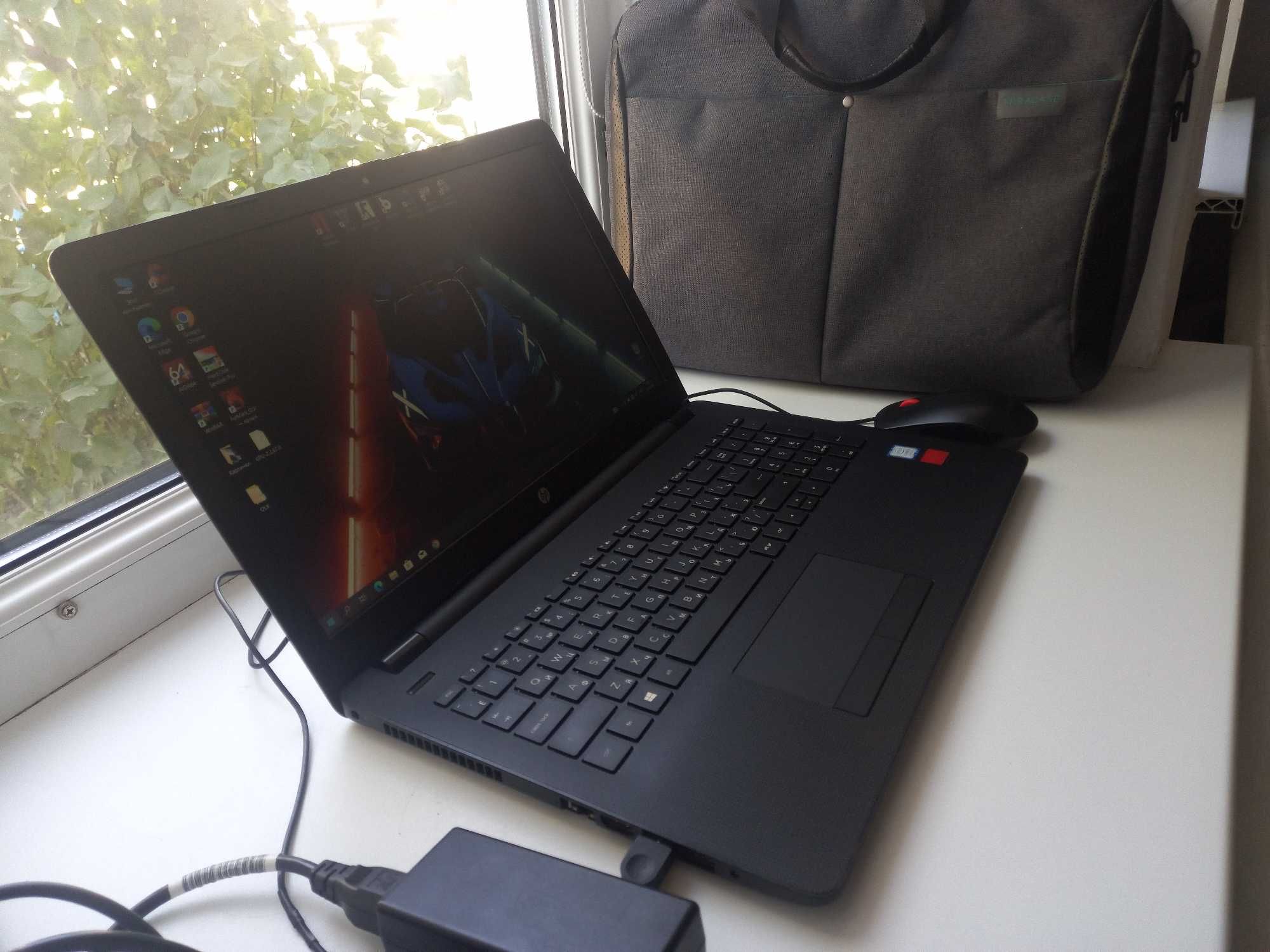 HP\Core i5-7200U\2.7GHz\4-Ядер\8GB ОЗУ\1000GB HDD\Radeon 520 2GB.!!