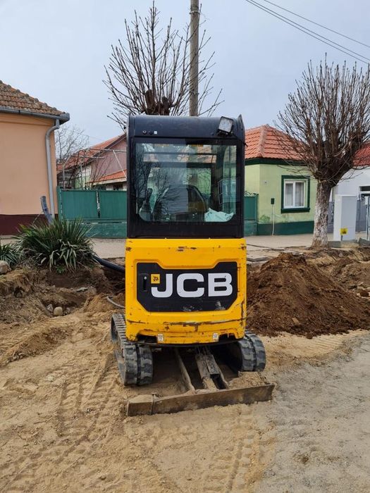 Vând miniexcavator   JCB 19C1