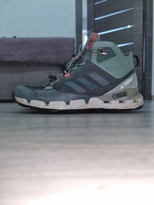 Adidas Terex Goretex