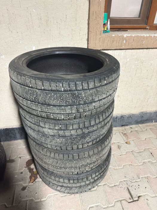 Зимние шины R 19 245/45