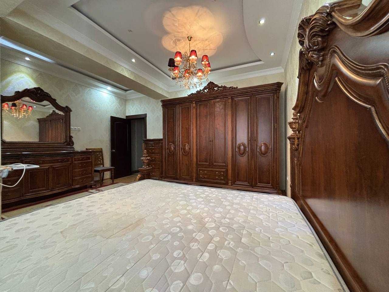 Отличная 4 комн квартира по ул.Айбека