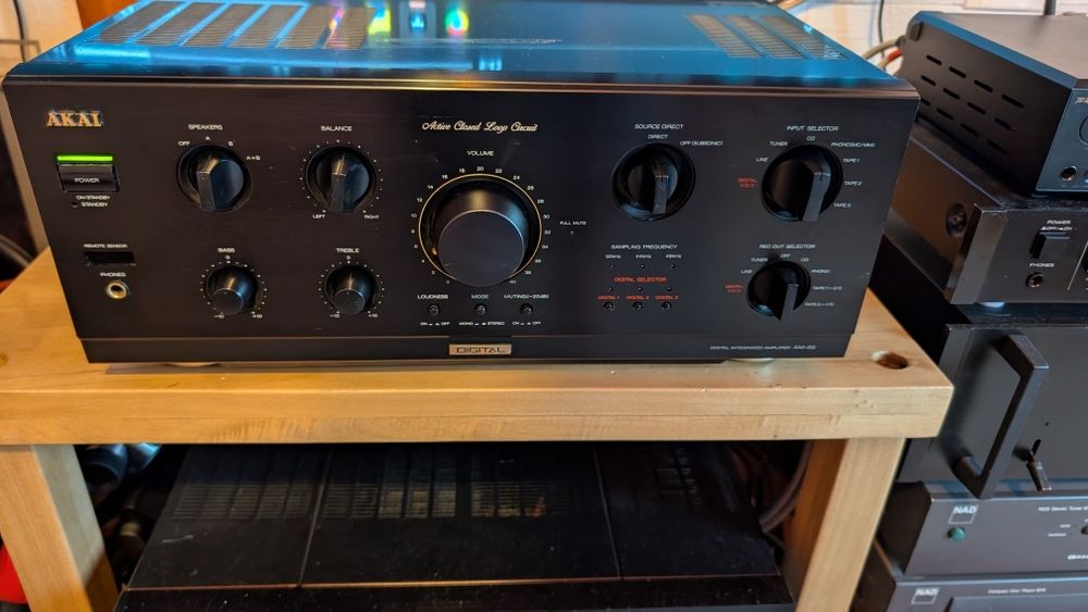 Akai am 69 ( schimb) cap de serie , dac integrat, telecomanda