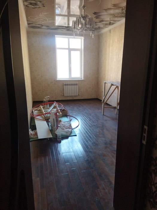 Sroshni Kvartira satiladi Bazar bette