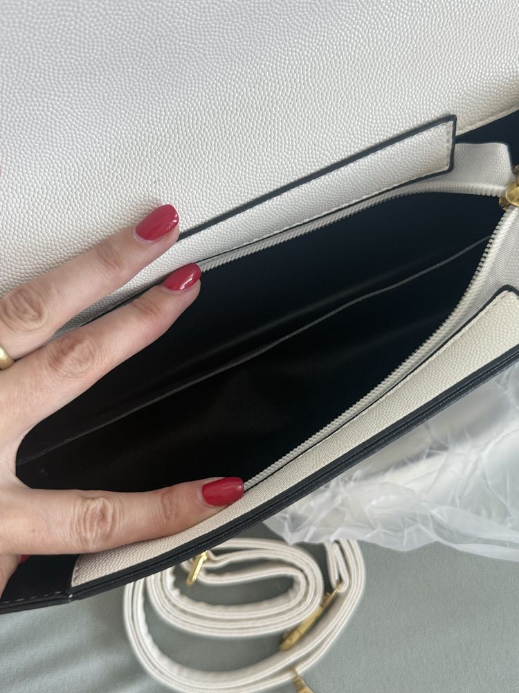 Бяла чанта Coach