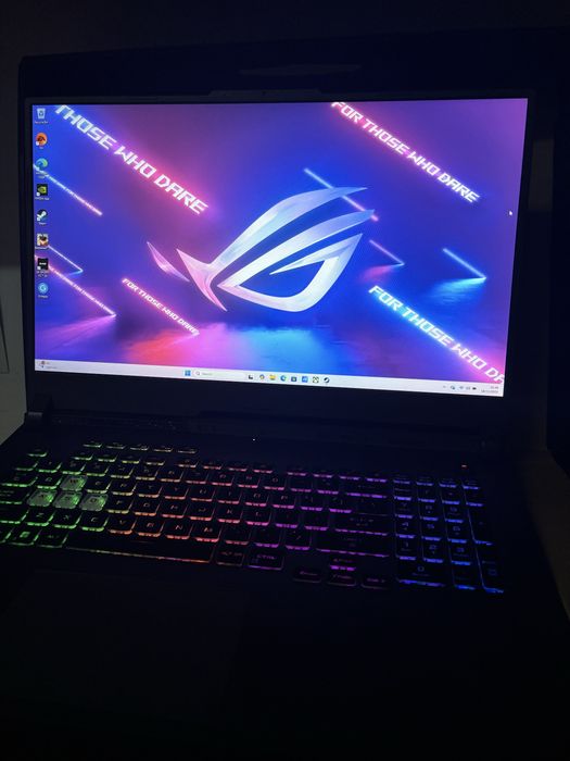 Vand Asus Rog Strix G713PV Ryzen 9 7945hx| RTX 4060