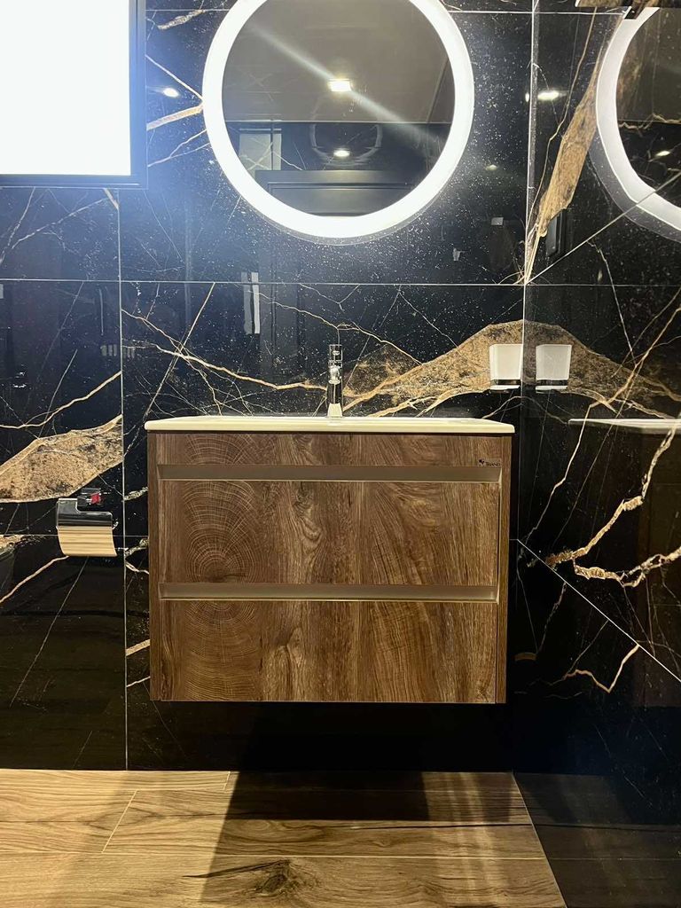 Дава се под наем Тристаен апартамент в Бургас, Лазур - 130 кв.м за 1150 € - Снимка #7