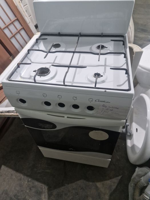 Газ плита 4х комфорочная