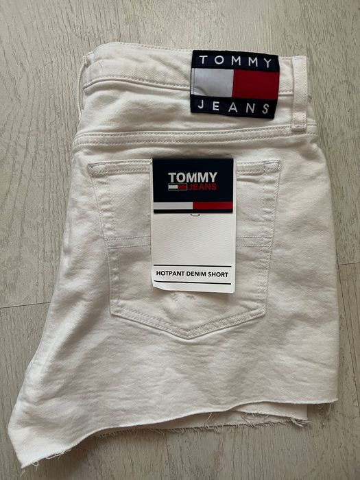 Къси панталони Tommy Jeans оригинални