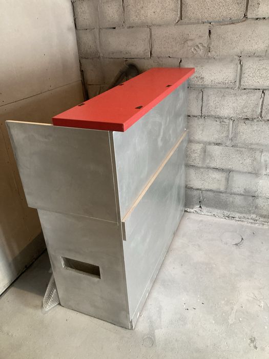 Ресепшн продаётся