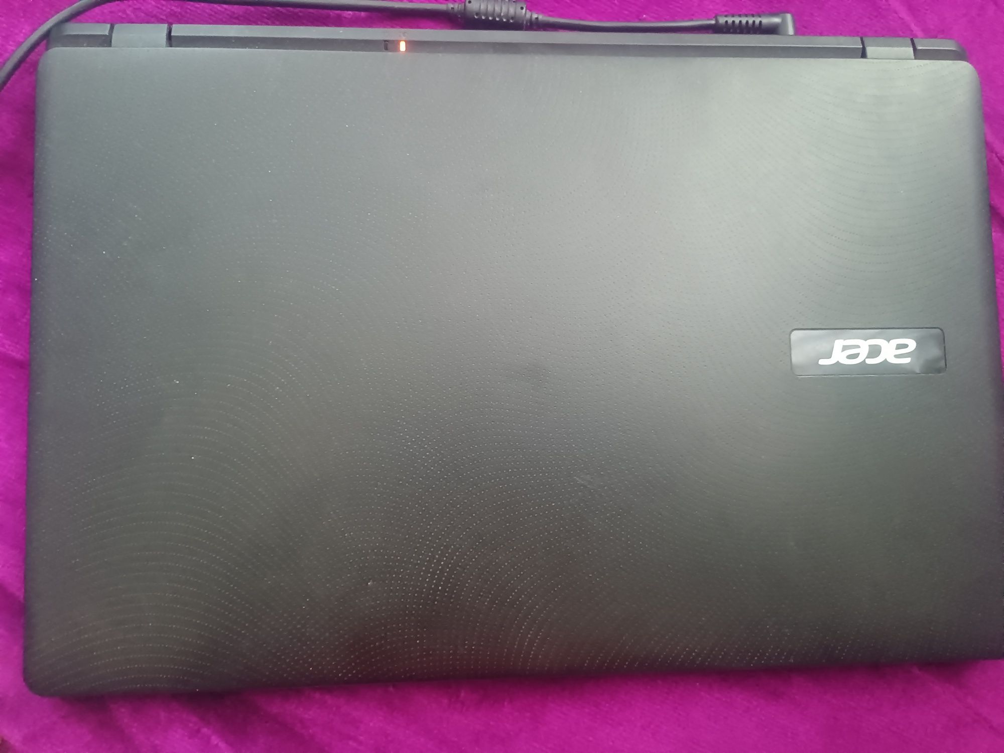 Noutbuk Acer N3160 4GB ram 500 Gb xotira