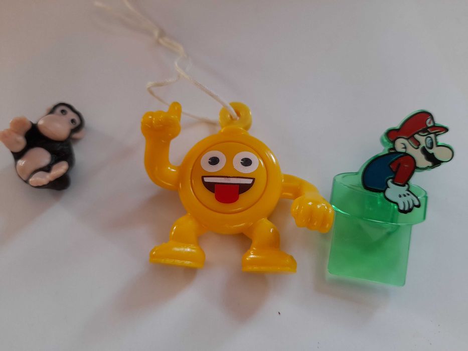 Играчки, пръстени, гривни